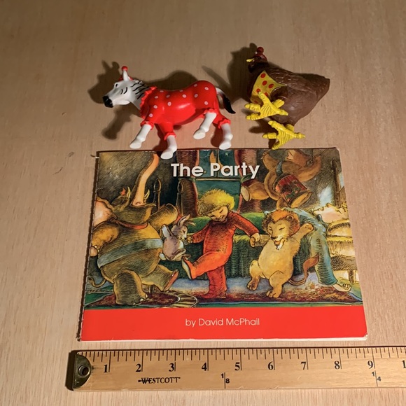 2009 Hooked on Phonics “The Party” Book (Paperback), party rooster & zebra used - Picture 17 of 17